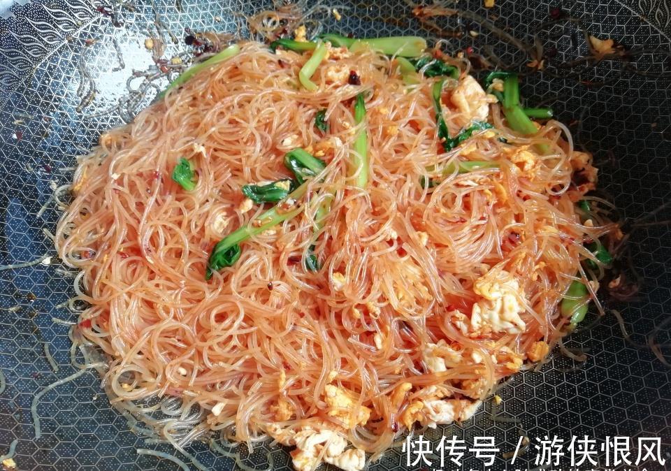 鲜香|炒粉丝时，牢记3个技巧，鲜香爽口不结块，比饭店的还好吃！