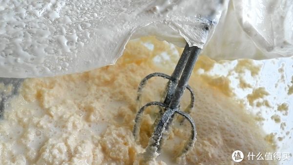 纯手工自制黄油,做法简单详细易操作,做蛋糕、饼干、面包想用就用