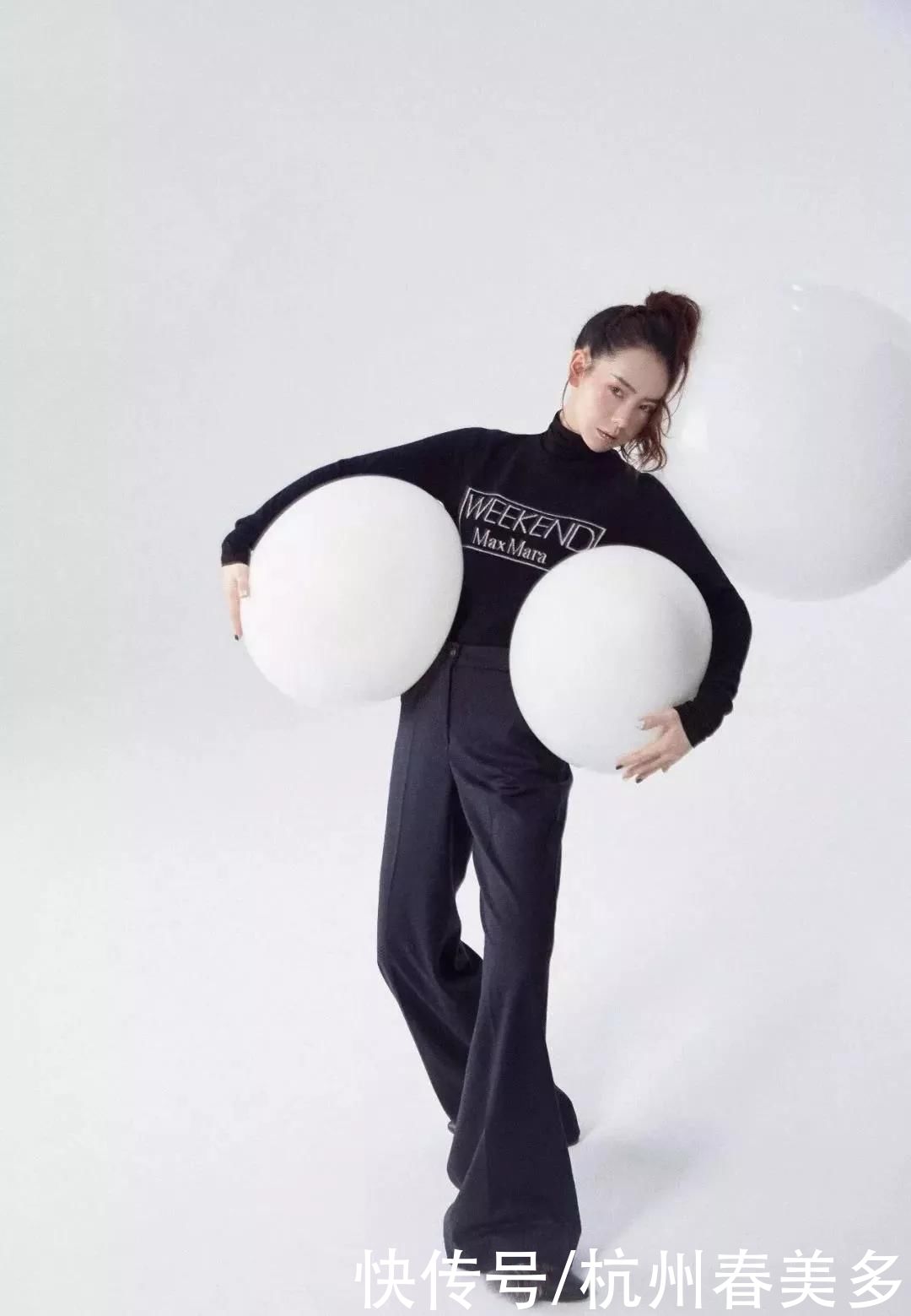 毛衣流行这么塞，修饰腿型还显高5cm