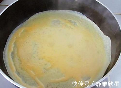 年夜饭，我家最爱吃的一道冷盘菜，色泽金黄，鲜香味美，大人孩子都爱吃！