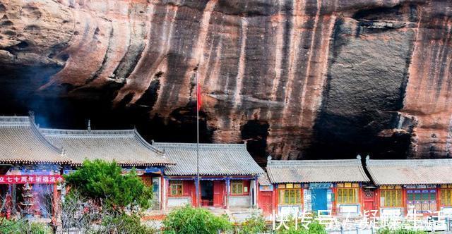 历朝历代|西北最值得去的景区，是“沙漠中的绿洲”，古代修仙的人都住在这