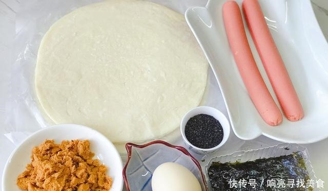 手不沾面,15分钟就能做出这诱人小零食,咬一口咸香美味酥掉渣儿!