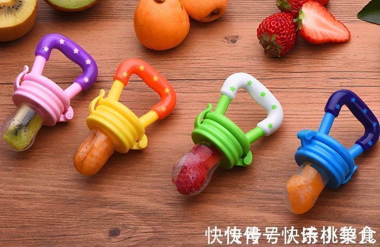 锻炼|榨成汁、切成块?1岁以下宝宝吃水果三不要,这样做有营养还防噎