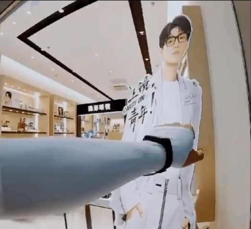 睫毛|王俊凯出现在《牛气满满的哥哥》,粉丝直呼:帅哥的身影随处可见