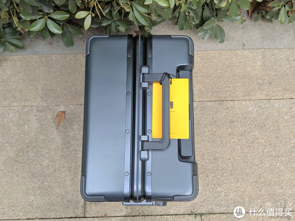 有型有款,坚固实用,地平线8号 POWER 系列登机箱 体验