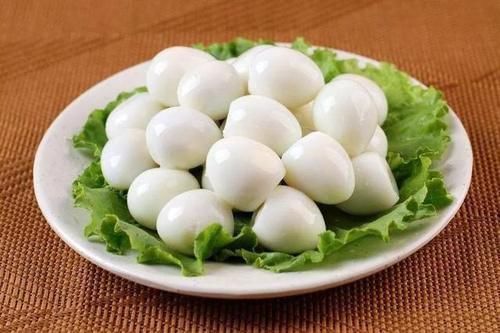 鸡蛋|鸡蛋、鸭蛋、鹅蛋、鹌鹑蛋,哪种更有营养?医生:3种蛋尽量少吃