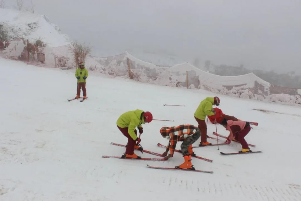 冬季旅游“热”凉都 冰雪唱响“春之声”