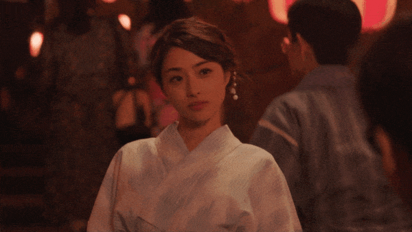 |搞笑GIF：妹子眼睛真优秀，怎么做到的？