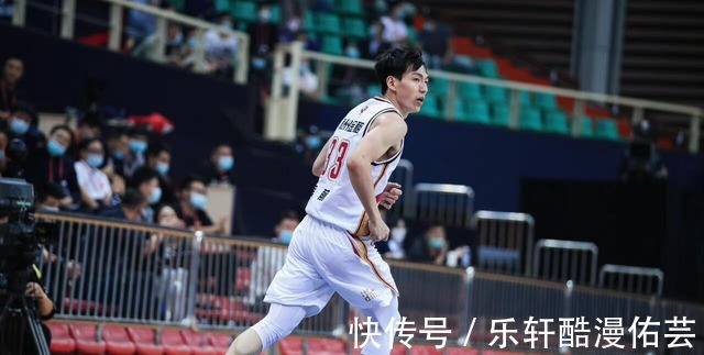 CB开赛倒计时!盘点CBA现役5大后卫,第一名毫无悬念