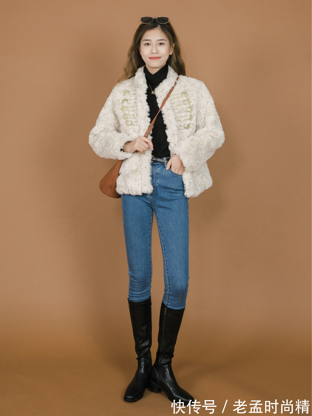法则|想要把羊羔毛外套穿出高级感!掌握这几套穿搭法则,好看又减龄