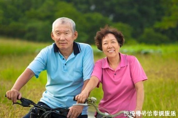 很多事|为什么老人不坚持锻炼，也能长寿健康，3位老人说出答案