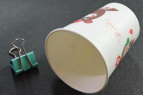 一次性纸杯上夹个长尾夹,好多人不知道有啥用,但用过的人都夸好!