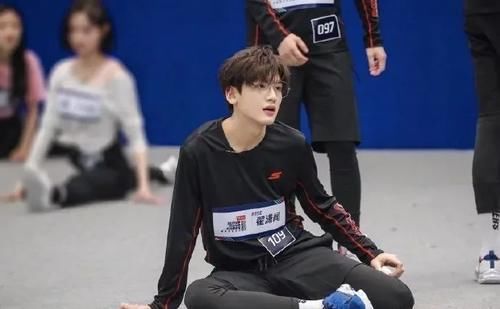 神吐槽|《我和我的经纪人2》回归，变为艺人带经纪人去相亲，网友神吐槽