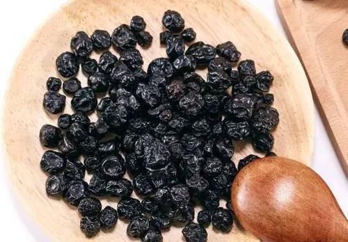 维生素被称为血管清道夫的食物,坚持吃,清血管、防血栓,有效排出毒素