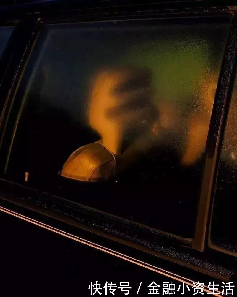  天生就闪耀着勇敢的微笑|骆一禾 | 闪耀着