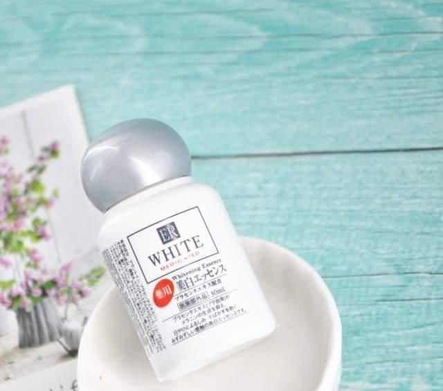 化妆水 不吐不快!这些“众星捧月”的网红护肤品真难用,别听柜姐吹了!