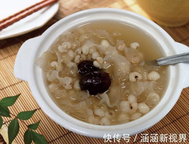 怀孕期|在怀孕期,有4种食物孕妈要常买来吃,能减轻孕吐,有益宝宝视力