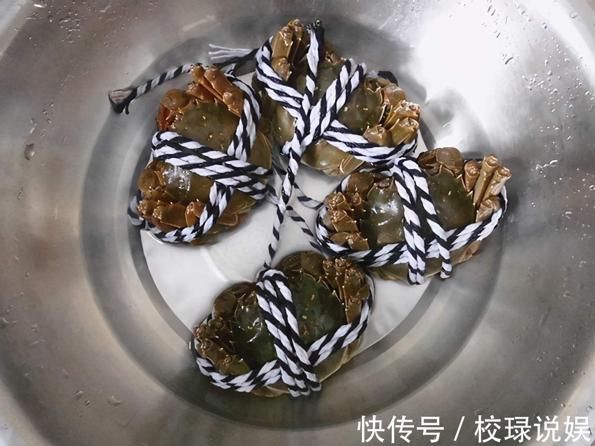 诱人|大闸蟹别只知道蒸着吃了,这样做香味加倍,看着也太诱人了