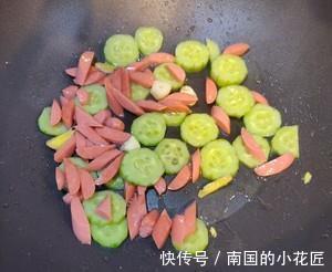 家常鸡蛋菜谱,黄瓜火腿炒鸡蛋,简单美味营养,超级下饭,吃不够