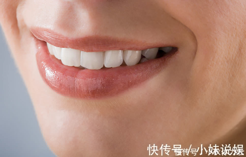 体毛|为什么有的女性体毛旺盛，有的女性几乎没有？和什么有关？