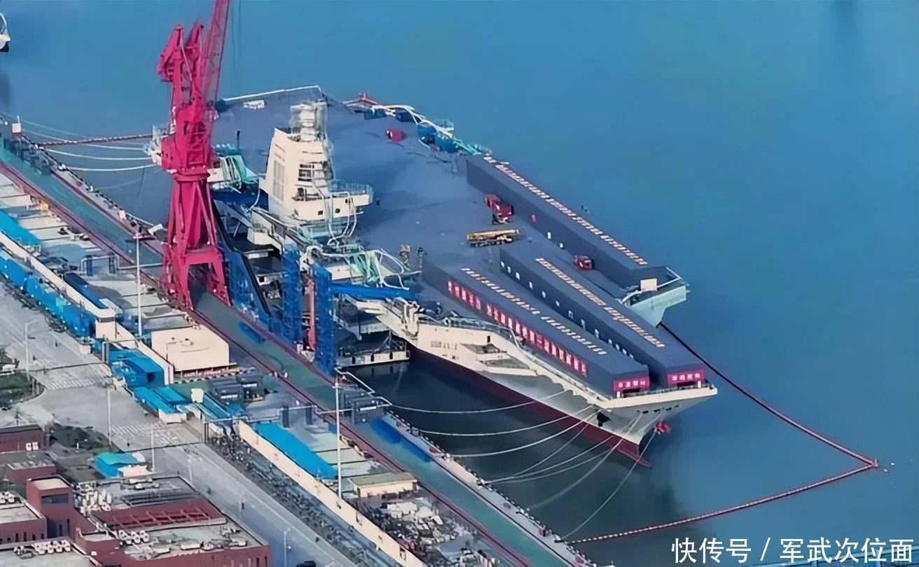 中国航母福建舰问世 媒体：让美军面临新的恐慌_凤凰网资讯_凤凰网
