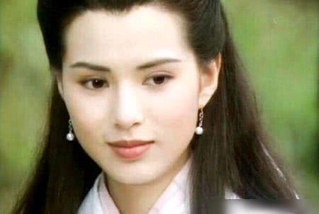 神雕|《神雕》中,小龙女武功到底有多高?《笑傲江湖》令狐冲来告诉你