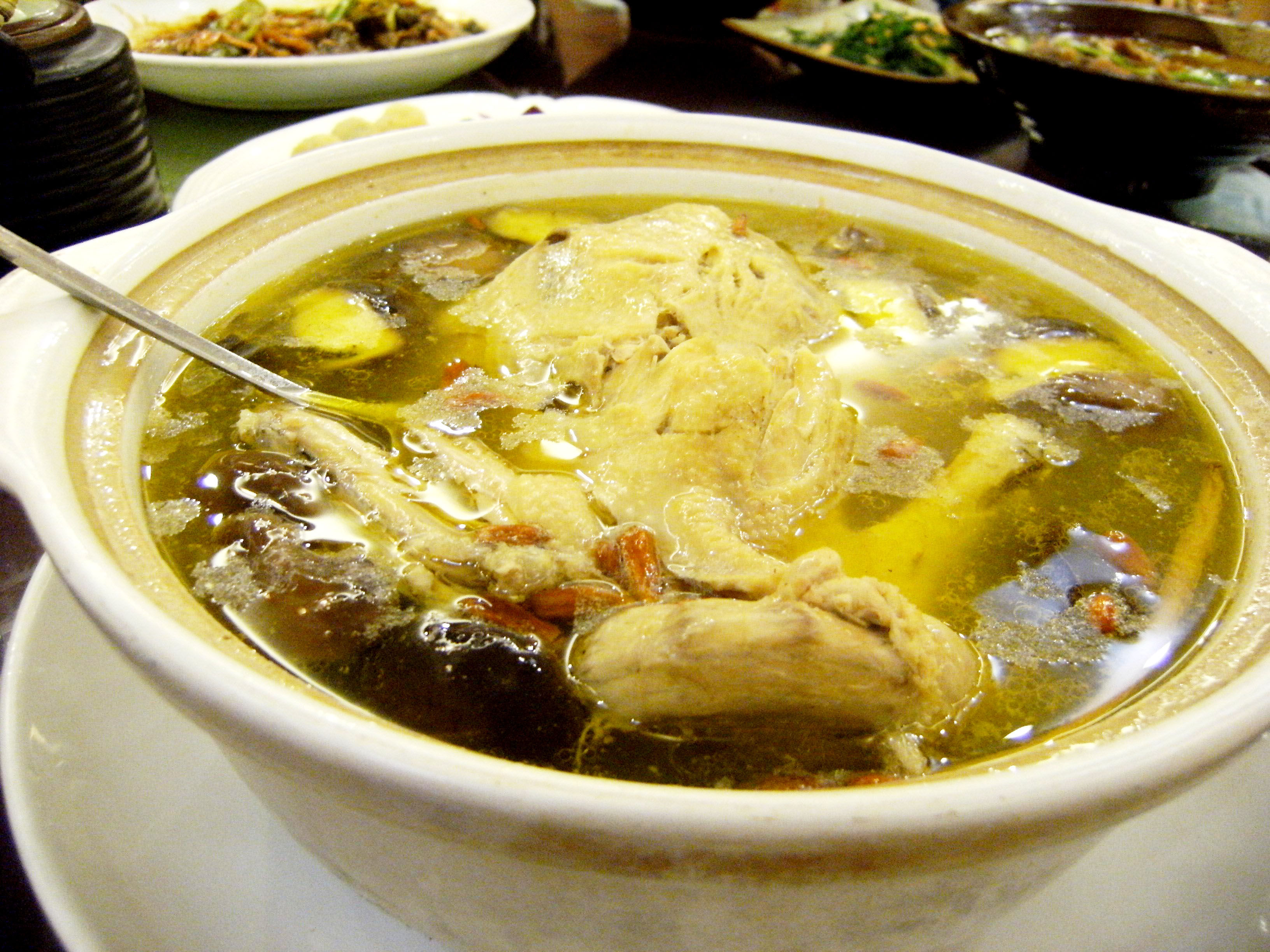 寻味新洲最正宗的汪集土鸡汤和烧烤,好吃街好味道,舌尖上的武汉