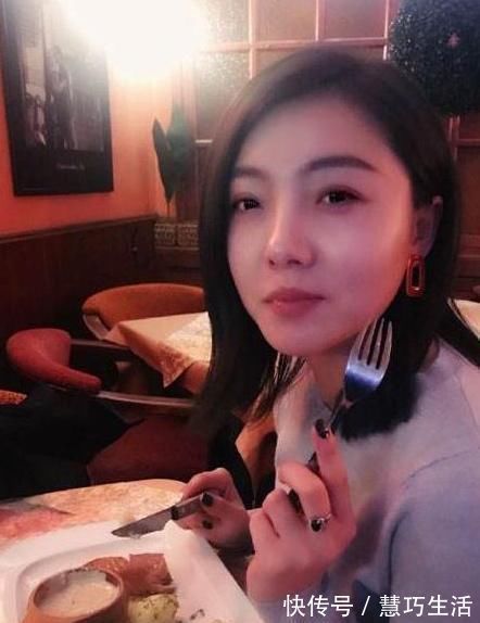 她在《非诚勿扰》站5年不牵手，不为相亲为别的，被孟非赶下节目