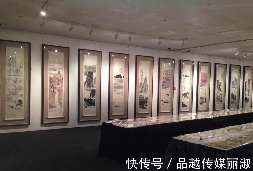 仇英|《山水十二屏》卖9