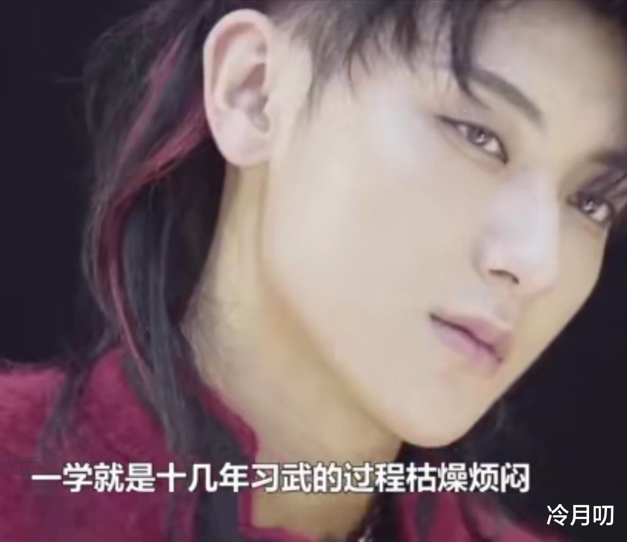 武林高手黄子韬,影视歌全面发展,他怒怼黑粉:你再黑我试试!