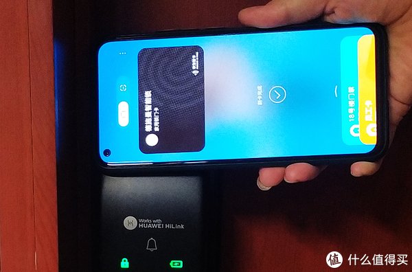 德施曼智能|华为智选德施曼智能门锁：六大开锁方式，没电也能轻松回家