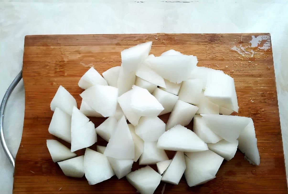 龙宝|冬天这菜1元1斤,润肺化痰又止咳,营养不输人参,价格便宜几百倍