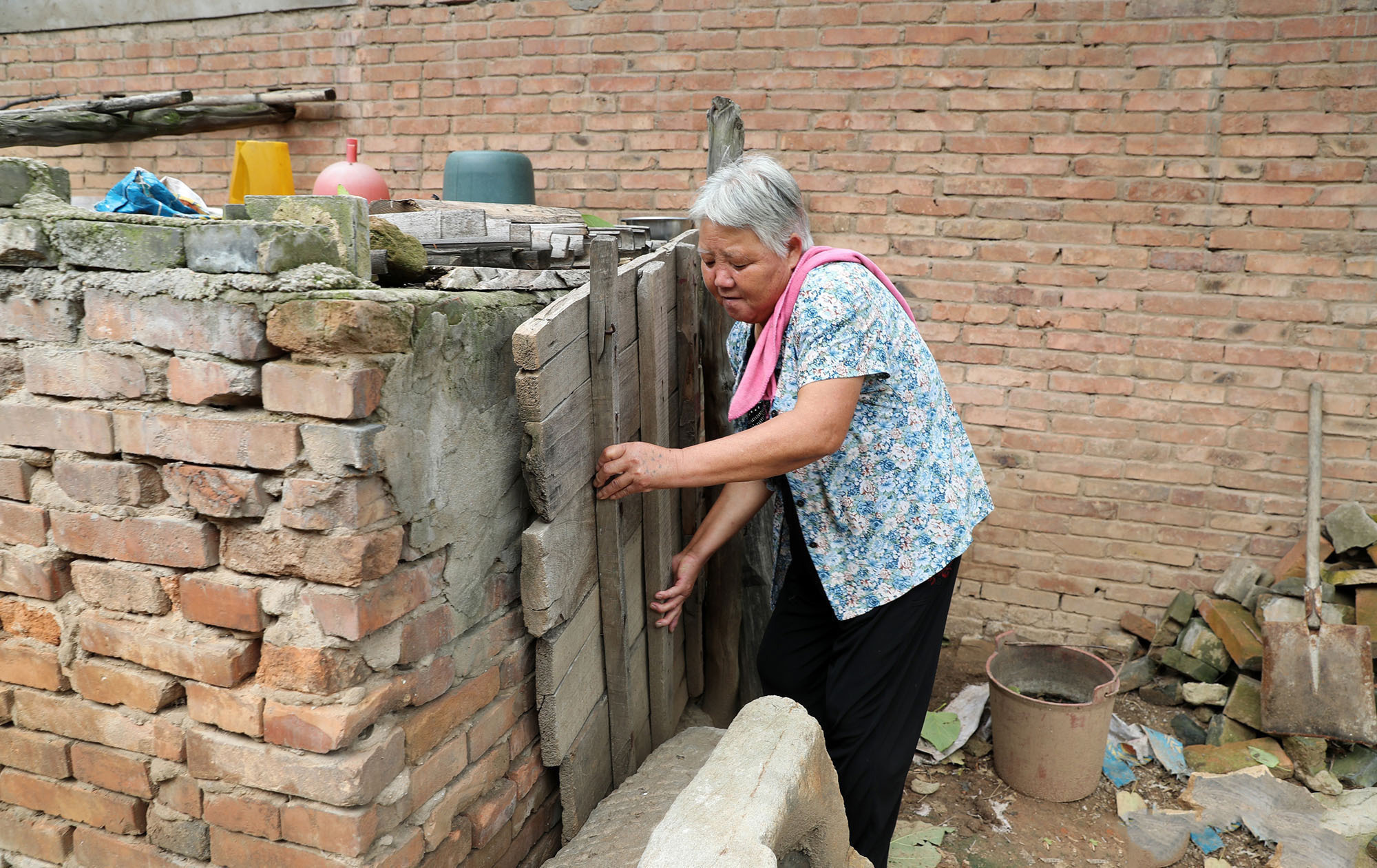 大妈|6旬大娘用12枚土鸡蛋招待山外来客,特殊的待客之道让人感动