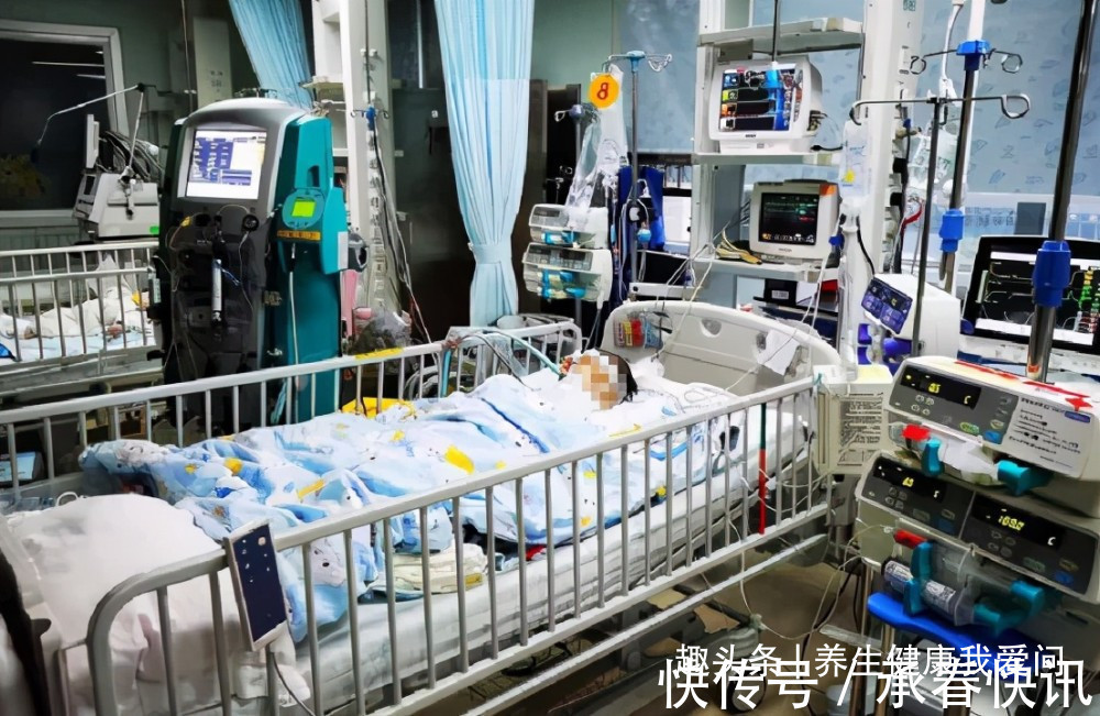感染|2个月内3名幼童脑死亡！嘴角长这种水泡，真不是“上火”那么简单