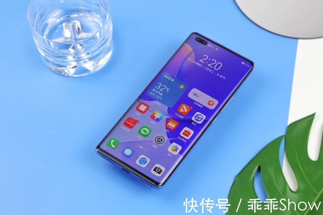 华为nov抬手就能拍大片、喝杯咖啡就能充满电,这样的nova9 Pro你爱了吗?
