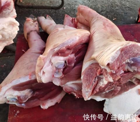 买猪蹄，只挑大的就错了，肉贩说漏嘴：牢记这3点，猪蹄新鲜肥美