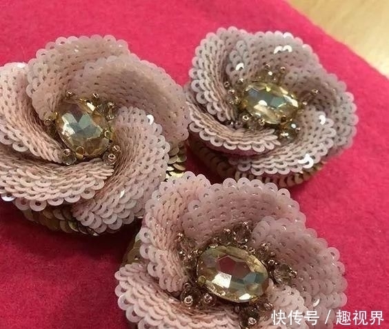 衣裤|旧衣裤都闲置了,不如用亮片来一场改造吧