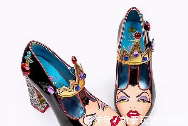 紫罗兰花园|紫罗兰花园的高跟鞋人人夸,迪士尼公主联名鞋却招人骂,也太丑了