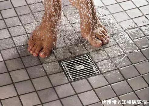 家里卫厕所异味太重,学会这招,一年四季都没有异味,真实用
