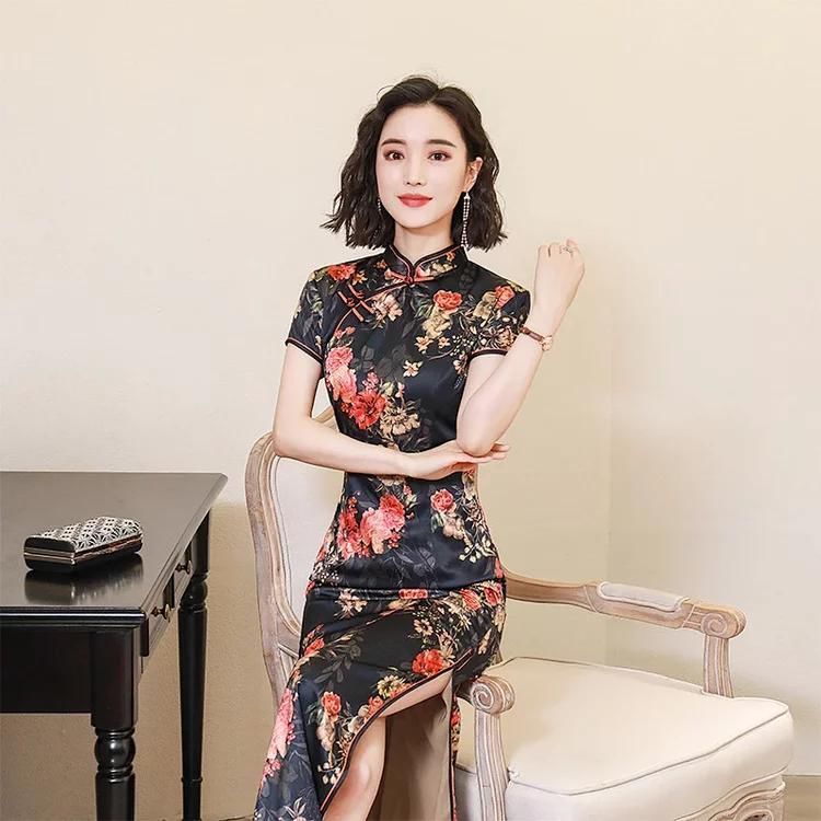 纺织界|完美演绎旗袍之家,改良双层香云纱旗袍!