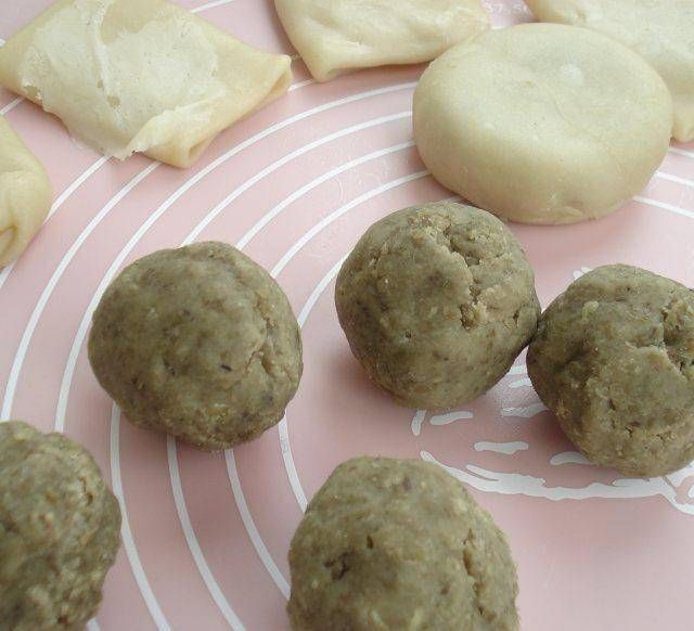 手工|自制绿豆酥饼,香酥可口,皮薄馅大,教你手工制作