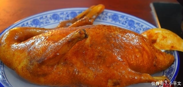 教你做|鸭肉别只会做啤酒鸭了,教你做皮脆肉嫩的豉油鸭,看看你喜欢吃不
