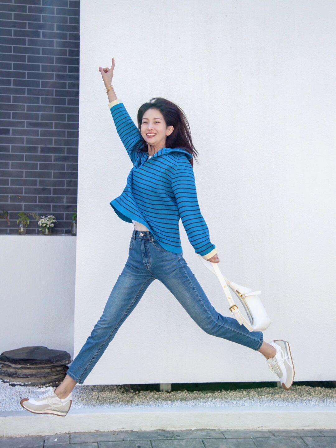 时尚博主|忽冷忽热的季节不知道穿什么?一件毛呢大衣全搞定