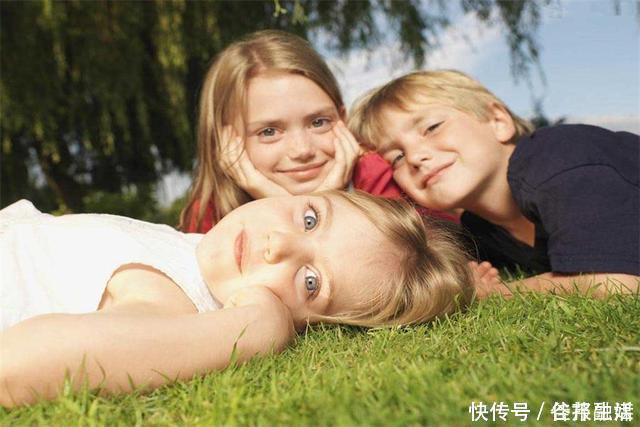 父母|别让礼貌毁掉孩子,这四种行为要摒弃,别再教孩子了