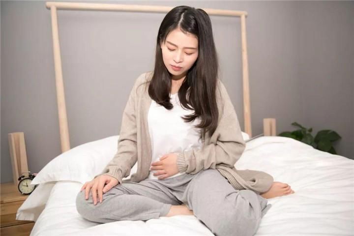 家长|孩子有这3种“懂事”行为,家长别盲目高兴,多半是情商低的表现