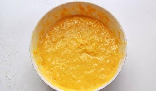 南瓜松饼|自从做了它，再也不想买面包，平底锅就能做，暄软可口，越嚼越香