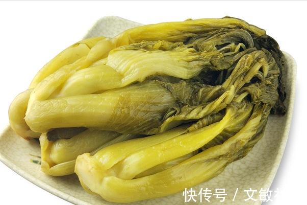 酸菜炖排骨|腌酸菜,别只知道放盐腌,多做3步,酸菜又酸又脆,放1年也不坏