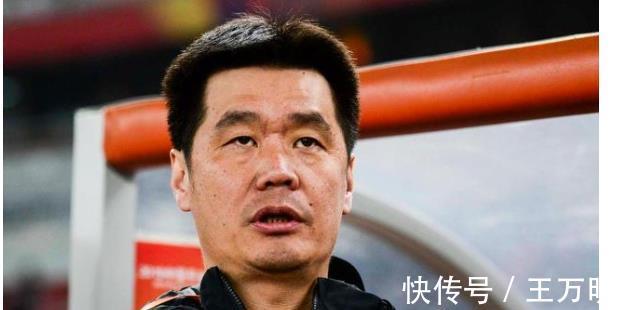 国足|山东泰山一人很失意,落选国足显露无奈,本赛季他最尴尬!