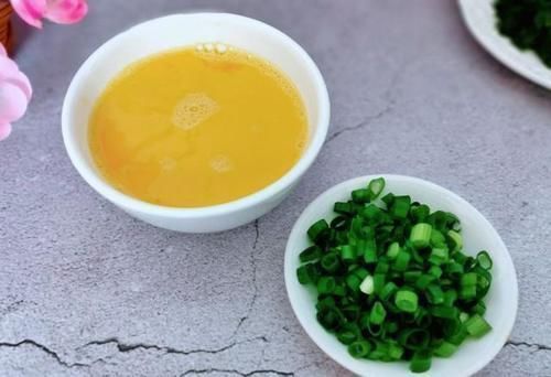 早餐饼，搭配3种鲜味食材，好吃好做5分钟上桌，家人喜欢