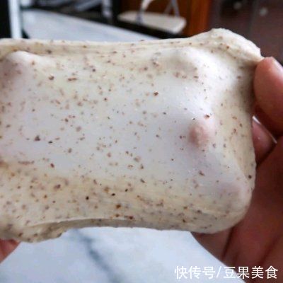 吴宝春|无限次回做的软欧「桂圆全麦面包」